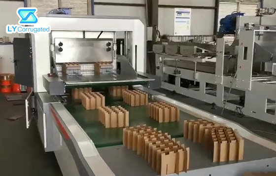 آلة تصنيع العلب المموجة الأوتوماتيكية PLC 7 مم تجميع اللوح